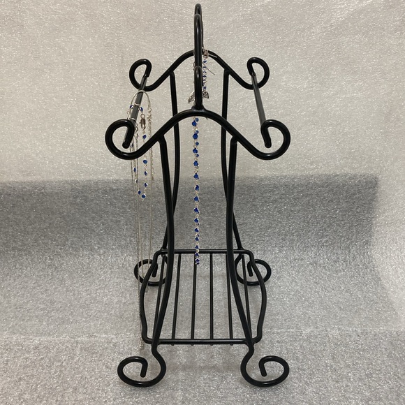 Shiny Black Wrought Iron Hand Tip Towel Rack or Jewelry Stand - Picture 5 of 11